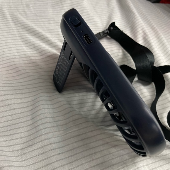 Handheld Mini Fan - Picture 3 of 4